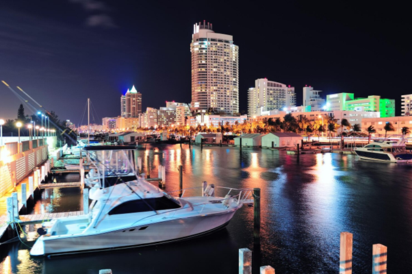 Luxury cruises in Dubai Marina yacht rental