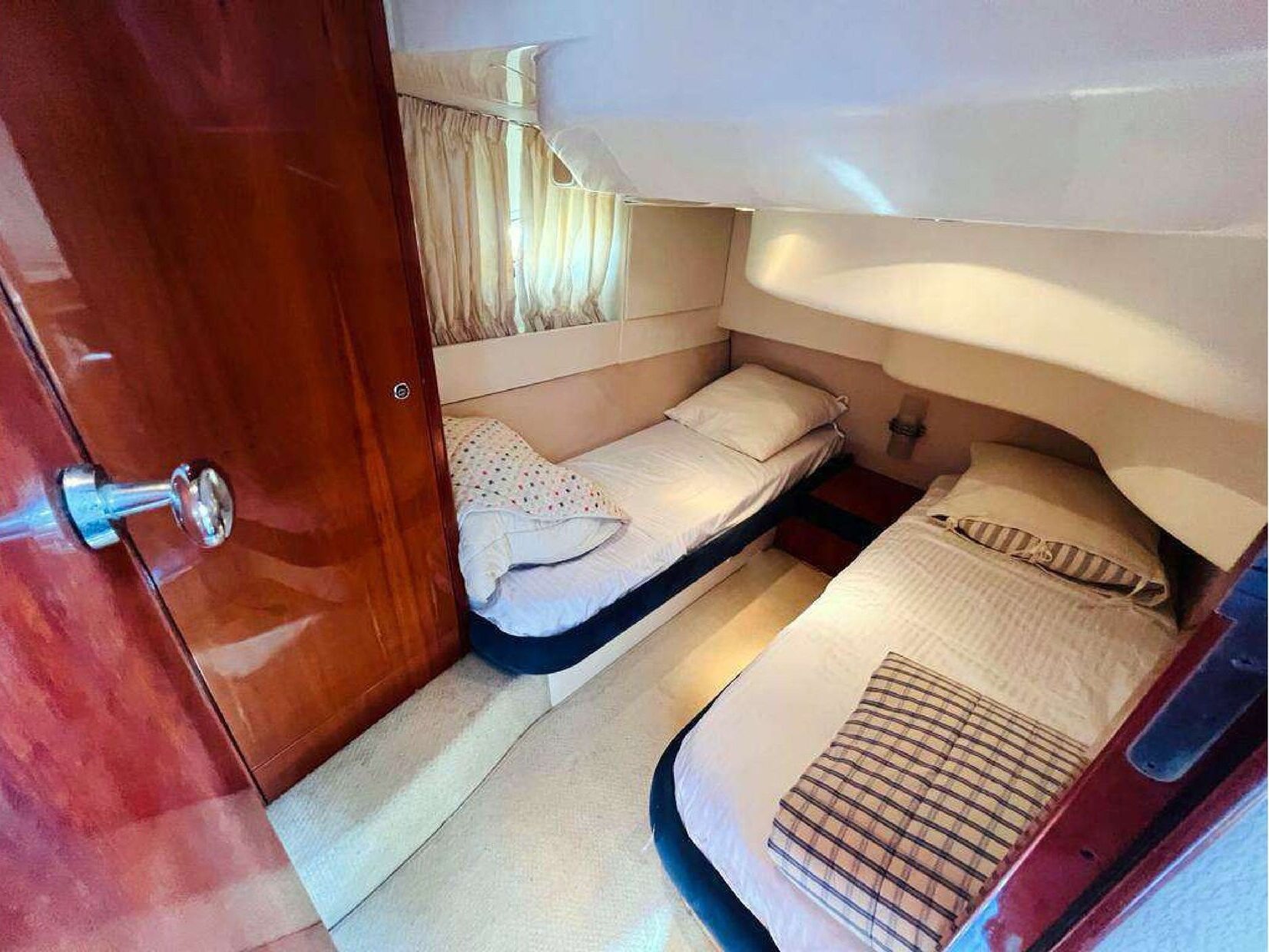 imageye___-_imgi_12_42-FEET_09-1-e1753005417136